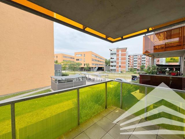 SQUADRO westseitige 2 Zimmer Wohnung mit Balkon in zentraler Lage!