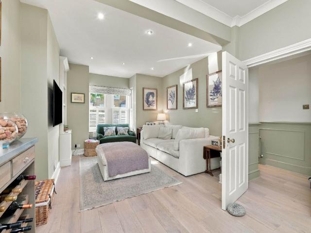 Squarey Street, Earlsfield, London SW17, 4 bed terraced house to rent, £4,500 pcm | PrimeLocation