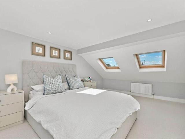 Squarey Street, Earlsfield SW17, 4 bed property to rent, £4,300 pcm | PrimeLocation