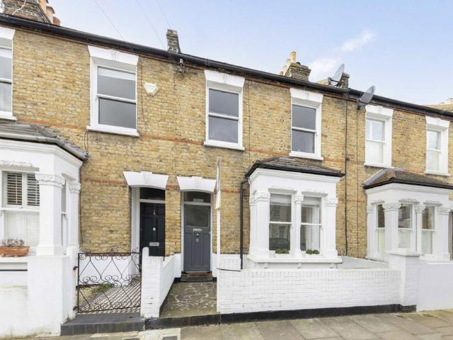 Squarey Street, London SW17 2 bed flat to rent £2,200 pcm £508 pw