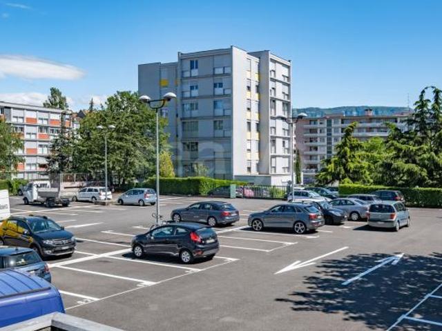 Square Cayla – Contrat Social, Genève