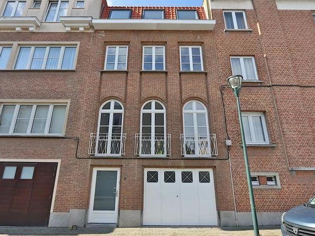 SQUARE MEUDON: STUNNING 4 BEDROOM HOUSE, APPROX. 200 M²