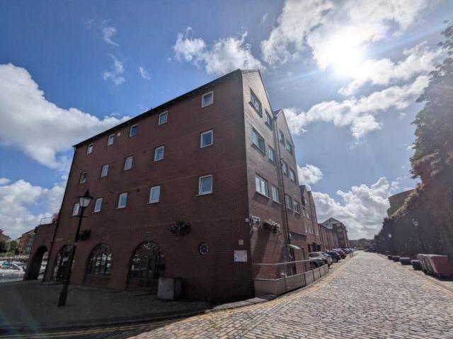 Squire Court, Marina, Swansea. SA1, 2 bed flat to rent, £1,200 pcm | PrimeLocation