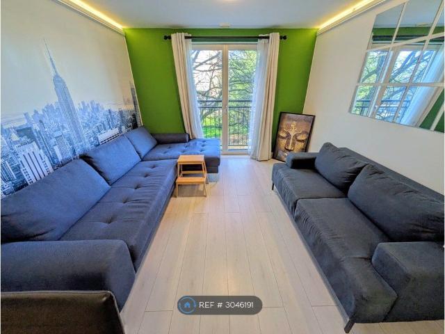 Squires Court, Bristol BS3, 2 bed flat to rent, £1,450 pcm | PrimeLocation