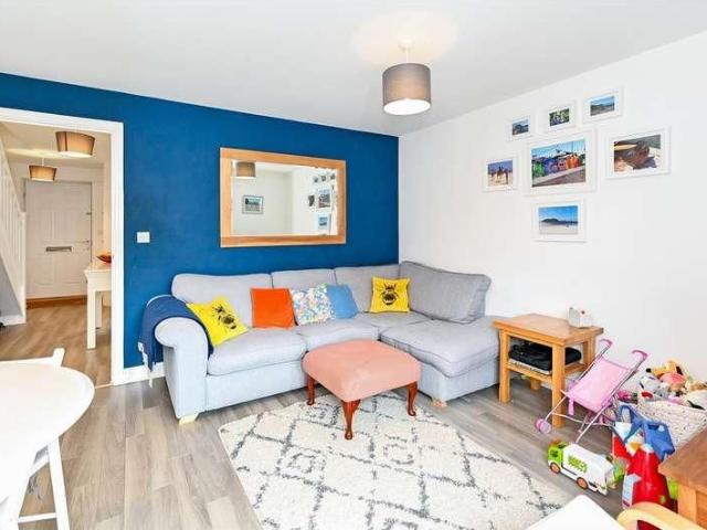 Squires Grove, Eastergate, PO20