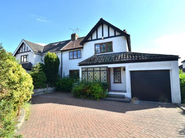 Squirrels Heath Lane, Hornchurch 3 bed semi detached house to rent £3,000 pcm £692 pw