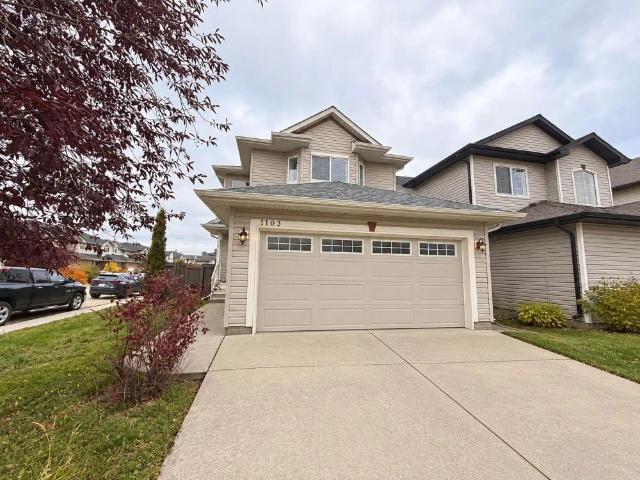 SW 4 Bedroom home with Finished Basement, Central A/C & Double Attached Garage — 4 Bedrooms House