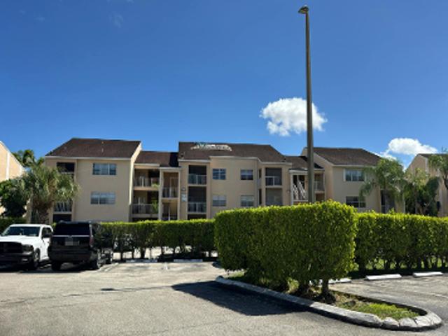 SW 106th Ter Apt 632
