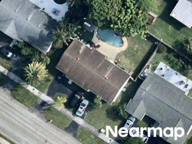 SW 106th St