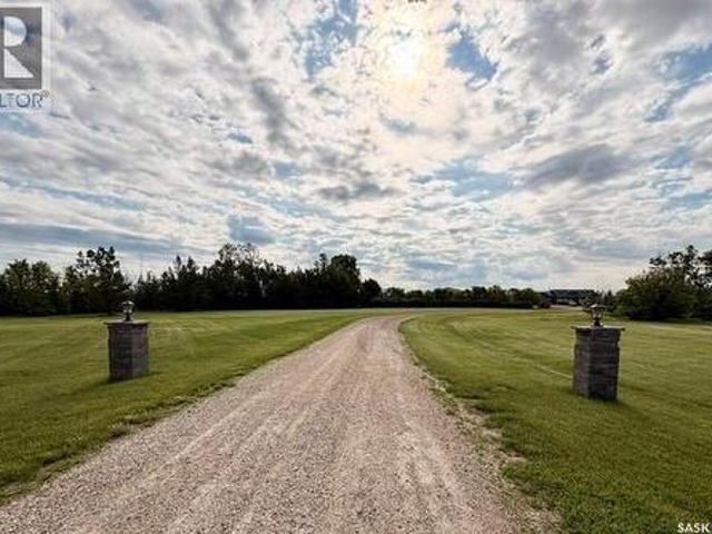 Sw 14 03 08 W2, Estevan Rm No. 5, SK, S4A 2L7 house for sale | Listing ID SK042345 | Royal LePage