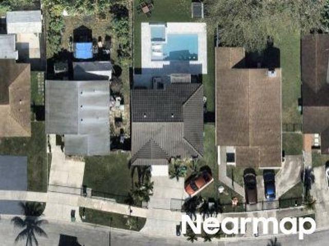 SW 193rd St