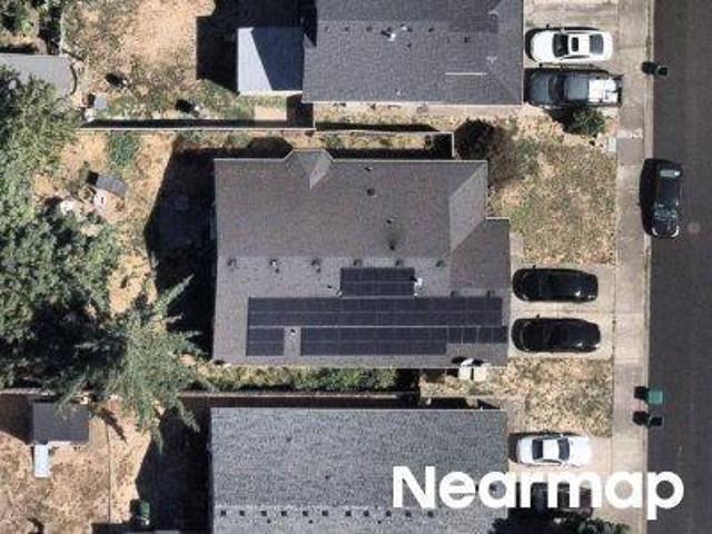 SW 208th Ave
