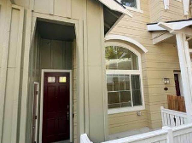 SW 24th Ave