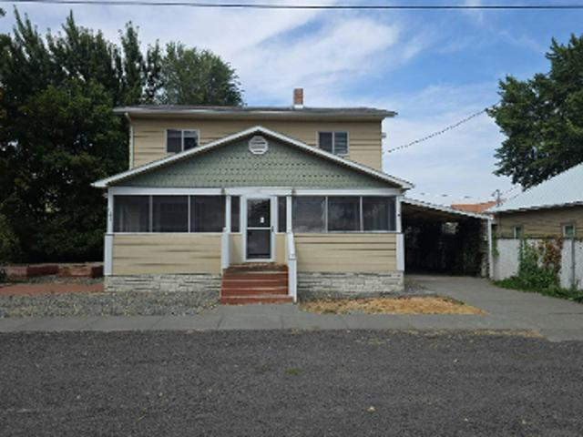 SW 2nd St