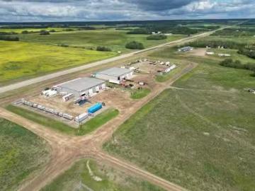 Sw W5Th Hwy 743, Peace River, AB, T8S 1J2 commercial for sal.
