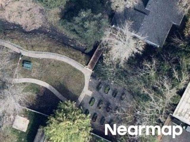 SW Meadow Dr
