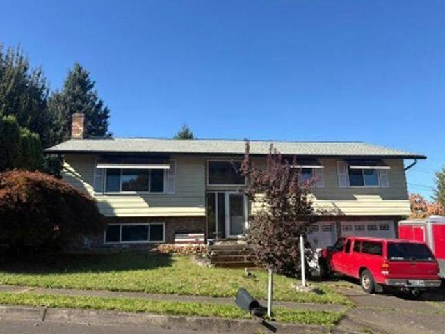 SW Sandlewood Pl