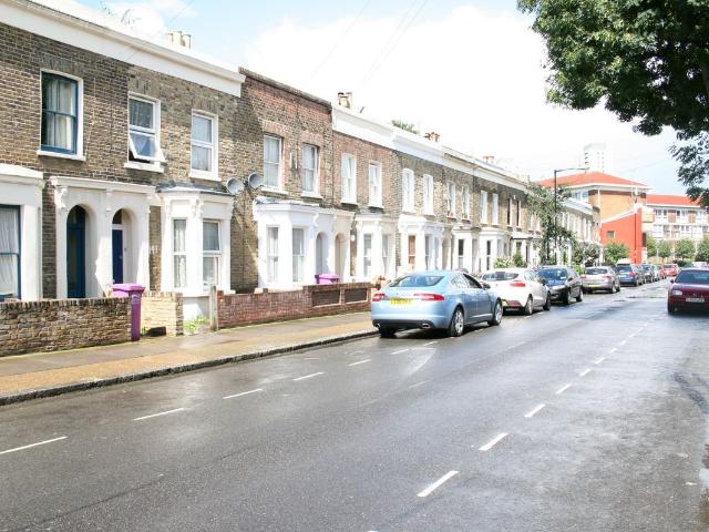 Swaton Road, Bow, London E3, 4 bed terraced house to rent, £3,800 pcm | PrimeLocation