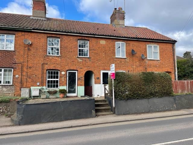 Swaffham Road, DEREHAM 2 bed cottage to rent £950 pcm £219 pw
