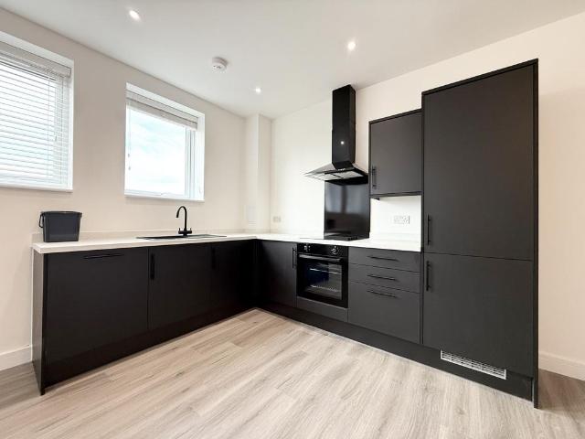 Swain Court, Peterborough PE2 2 bed apartment to rent £1,025 pcm £237 pw