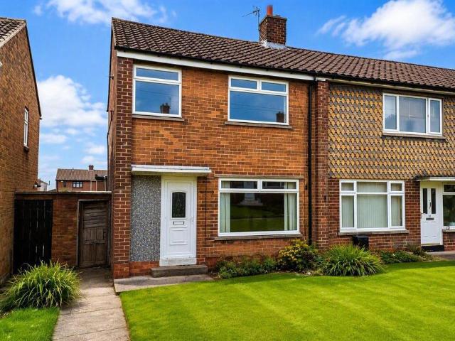 Swainby Road, Trimdon 2 bed end of terrace house to rent £695 pcm £160 pw