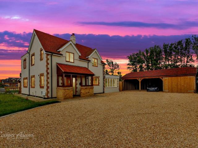 Swallows Gate, Angmering BN16, 4 bed detached house to rent, £3,000 pcm | PrimeLocation