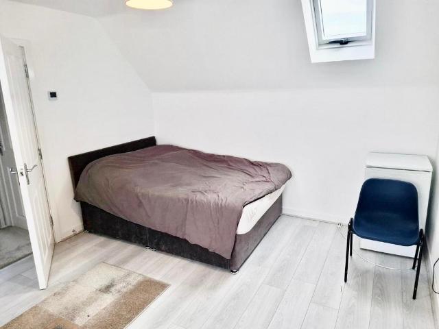 Swallowtail Way, Bamber Bridge PR5 1 bed in a house share to rent £650 pcm £150 pw
