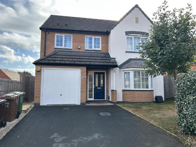 Swan Drive, Birmingham B37 4 bed detached house to rent £1,800 pcm £415 pw