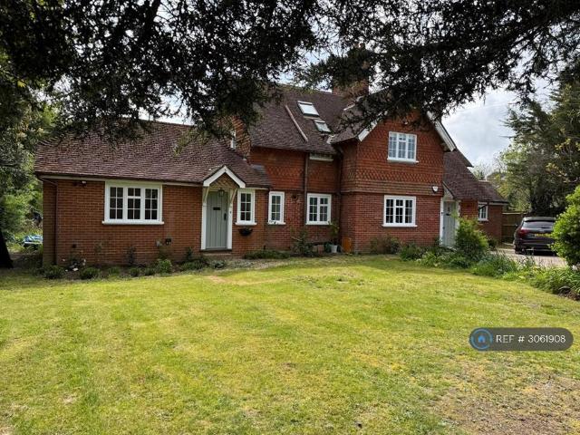Swan Lane, Edenbridge, TN8 1 bed in a house share to rent £1,300 pcm £300 pw