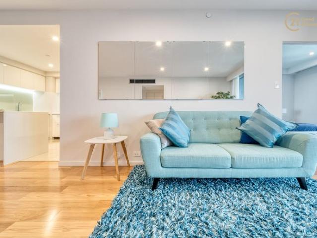 SWAN RIVER VIEWS FOREVER @1180 per week