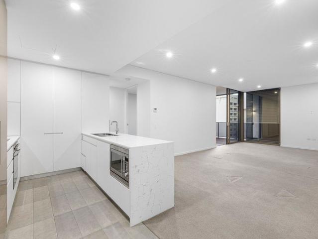 Swan River Views & 88sqm of internal living!