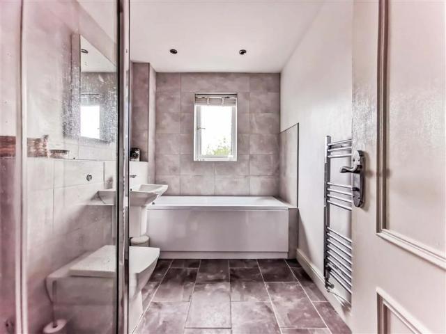 Swan Road, Draycott In Clay Ashbourne
