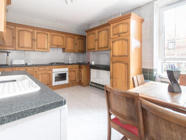 Swan Road, London, SE16