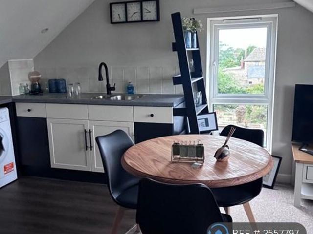 Swan Street, Eynsham, OX29 1 bed flat to rent £1,400 pcm £323 pw