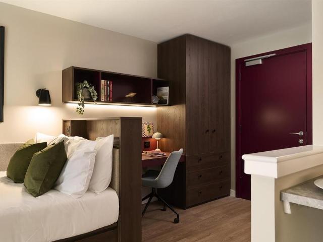 Swan Street, Glasgow G4 Studio to rent £1,101 pcm £254 pw
