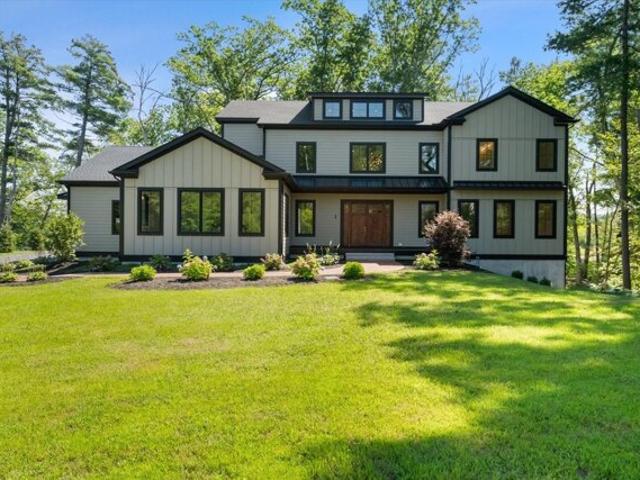 Swan View Common Dr, Northborough, Home For Sale
