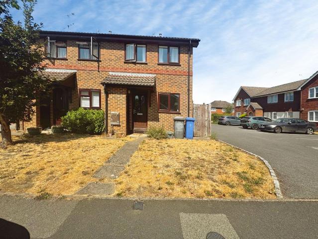 Swan Way, Church Crookham, Fleet GU51, 2 bed semi detached house to rent, £1,795 pcm | PrimeLocation