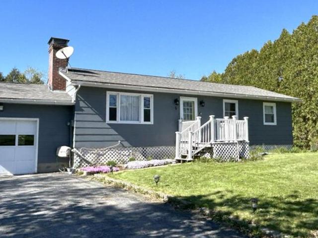 Swanage Ct, Middlebury, Home For Sale