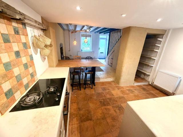 Swansea Road, Hirwaun, CF44 2 bed terraced house to rent £750 pcm £173 pw