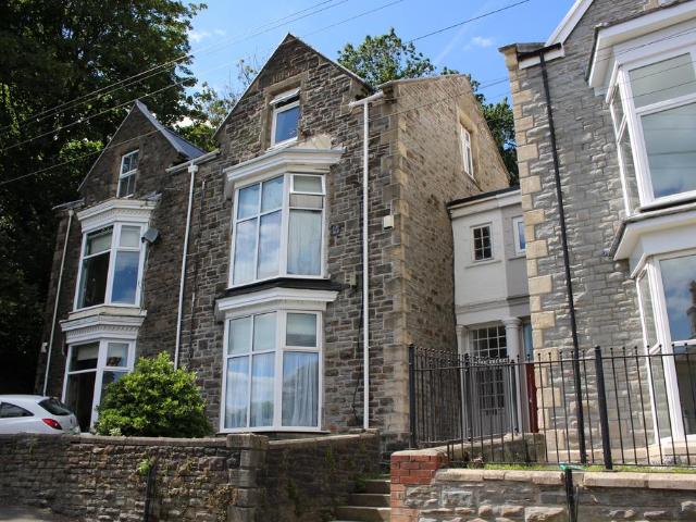 Flat 4, 6 Heathfield, Swansea, SA1 1 bed house to rent £600 pcm £138 pw