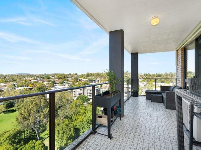 Sweeping Views from a Prime St Lucia Address