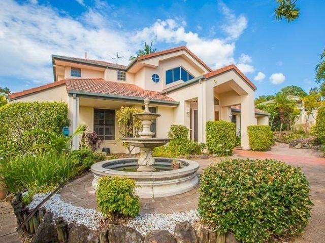 Sweeping Gold Coast Views from Your New Highland Park Home