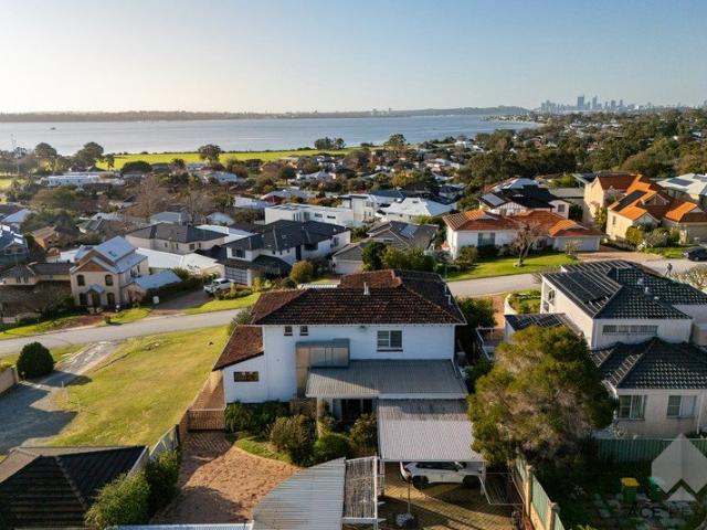 ELEVATED 1,012SQM BLOCK