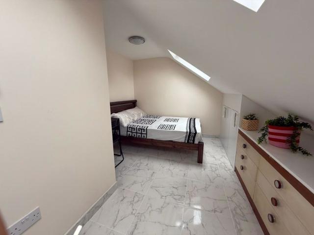 Sweet Briar Green, London N9, Studio to rent, £1,300 pcm | PrimeLocation