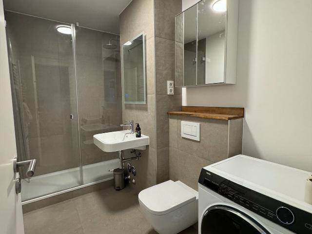 Sweet Home with direct Park Access in the Heart of Berlin Mitte, Berlin Amsterdam Apartments for Rent