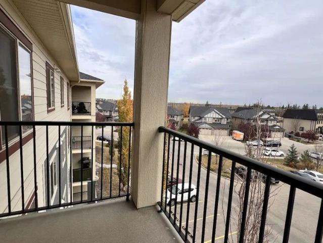 Sweet Home: 2 bedroom w/ 2 bath! Underground Parking Included — 2 Bedrooms Condo Unit