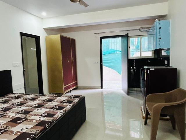 Sweet Home 4 Bedroom 2100 Sq. Ft. Apartment in Juhu Mumbai Listing ID: #9271