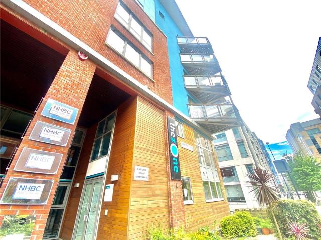 Sweetman Place, Bristol BS2 2 bed apartment to rent £1,650 pcm £381 pw
