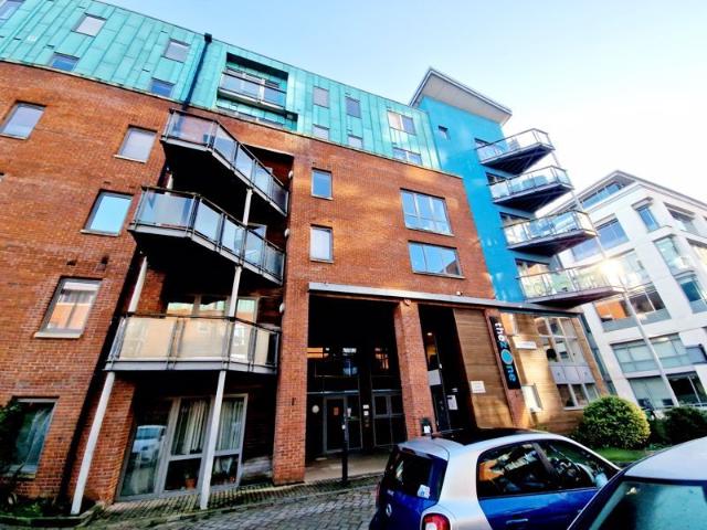 Sweetman Place, Bristol BS2, 2 bed flat to rent, £1,400 pcm | PrimeLocation