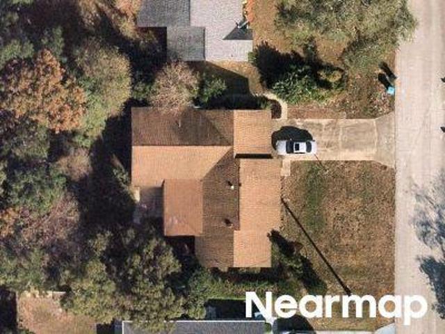 Sweetbrier Dr